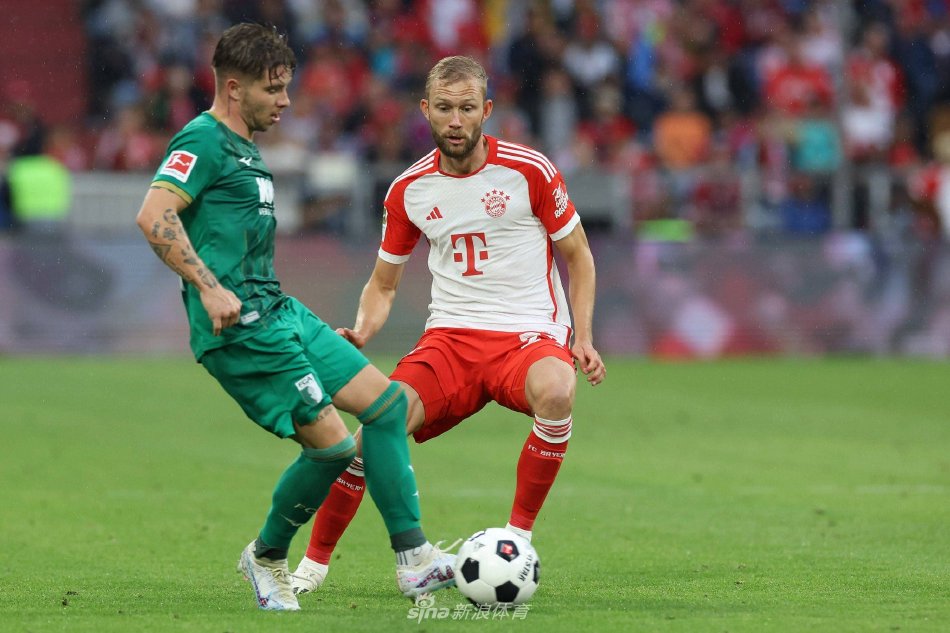 在比赛前期 在比赛前期